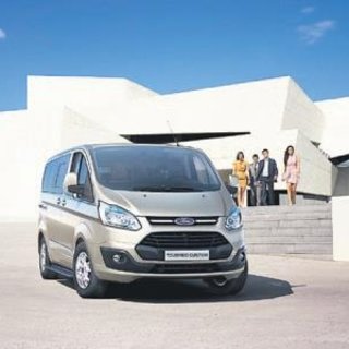Ford Tourneo Custom’a otomatik şanzıman