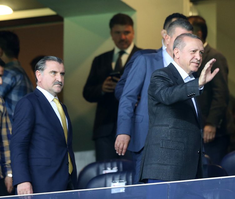 Cumhurbaşkanı Erdoğan Fenerbahçe maçında