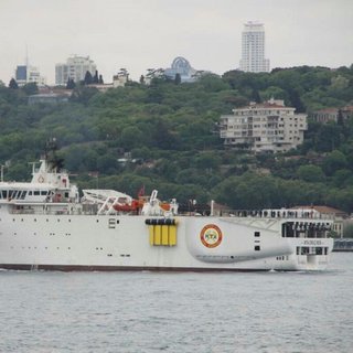 Milli sismik gemisi MTA Oruç Reis hizmete girdi