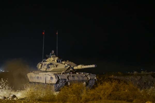 10'uncu günde bir ilk! TSK gece tatbikatı yaptı...