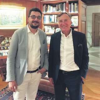 Akın var sanata akın