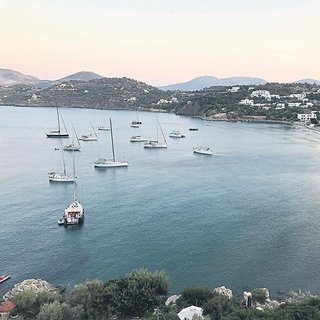 Sabah feribotta akşam restoranda
