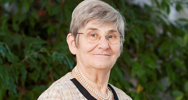 Mersin'de Canan Karatay'ın heykelinin dikilmesini planlıyor