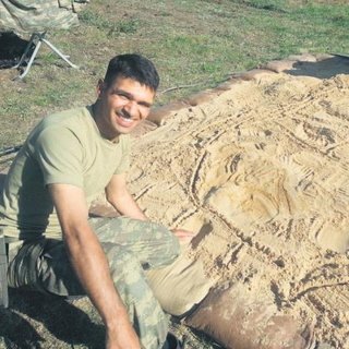 El-Bab sokaklarında bir Türk kahraman