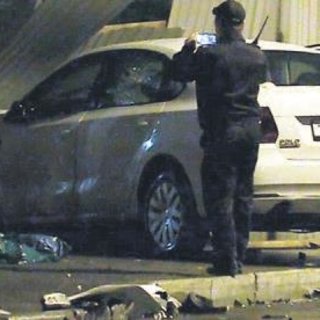 St. Petersburg’da araç yayalara çarptı